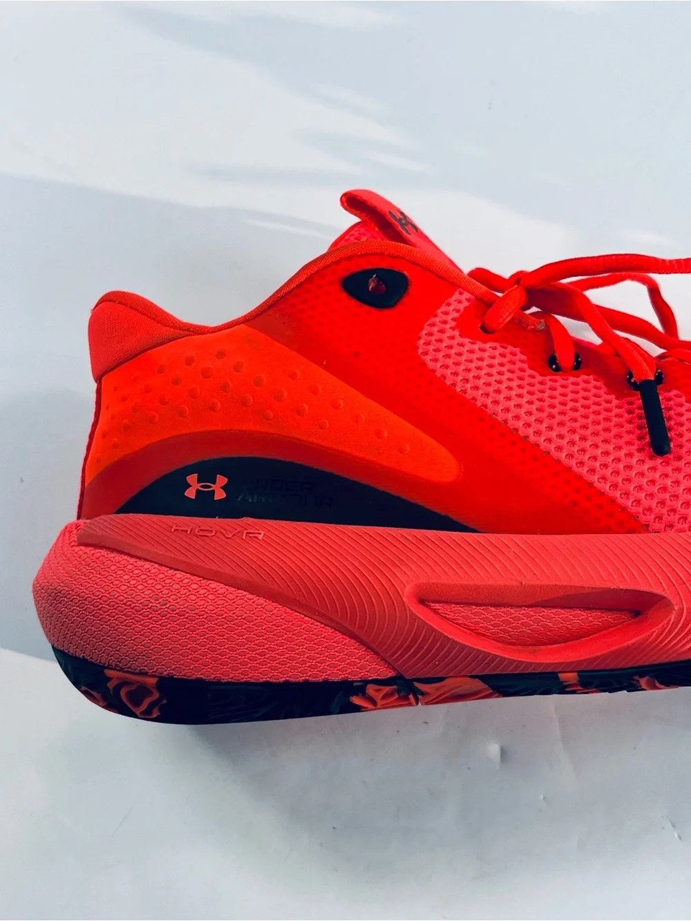 Under Armour Hovr bright neon